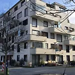 Stadtnahes Gaestezimmer Im Penthouse 투빈겐