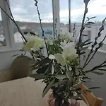 Stadtnahes Gaestezimmer Im Penthouse 3*