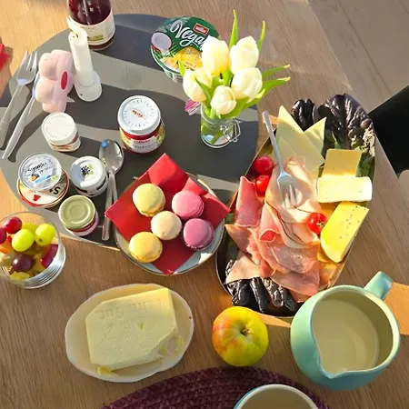 Stadtnahes Gaestezimmer Im Penthouse Tuebingen