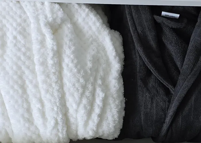 Stadtnahes Gaestezimmer Im Penthouse Bei Esi Tübingen